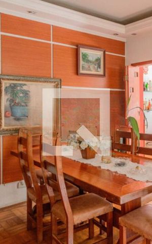 Casa à venda com 300m², 7 quartos e 1 vaga