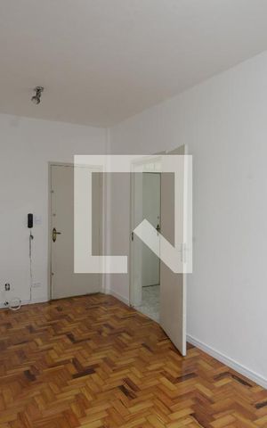 Apartamento à venda com 76m², 2 quartos e 1 vagaSala