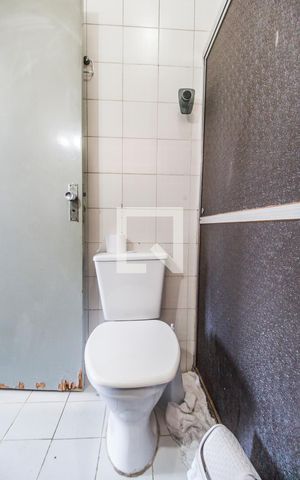Casa para alugar com 250m², 4 quartos e 4 vagas Casa para alugar com 250m², 4 quartos e 4 vagasBanheiro da Suíte