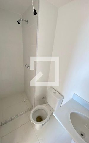Apartamento para alugar com 48m², 2 quartos e 1 vaga Apartamento para alugar com 48m², 2 quartos e 1 vagaBanheiro
