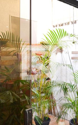Casa à venda com 300m², 3 quartos e 4 vagas Casa à venda com 300m², 3 quartos e 4 vagasSala de Jantar