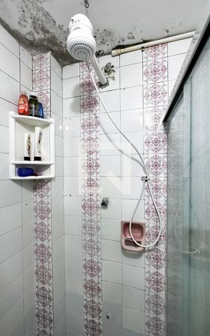 Apartamento à venda com 83m², 2 quartos e sem vagaBanheiro