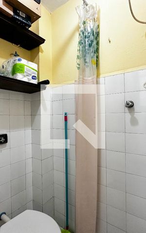 Apartamento à venda com 83m², 2 quartos e sem vagaBanheiro de Serviço