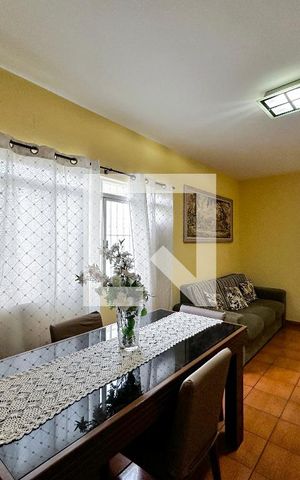 Apartamento à venda com 83m², 2 quartos e sem vagaSala