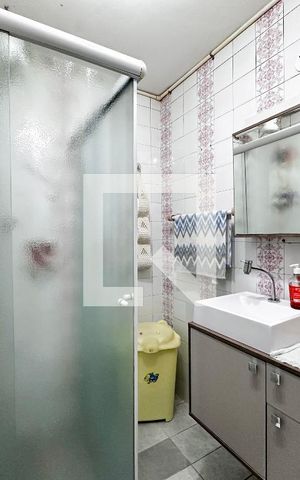 Apartamento à venda com 83m², 2 quartos e sem vagaBanheiro