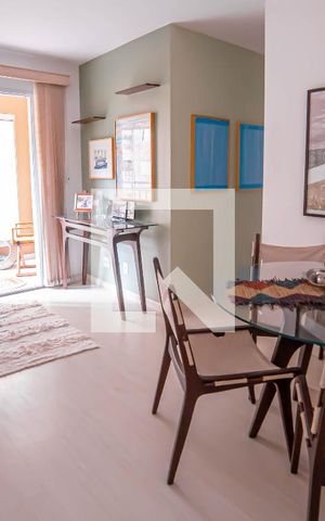 Apartamento à venda com 64m², 3 quartos e 1 vaga Apartamento à venda com 64m², 3 quartos e 1 vagaSala