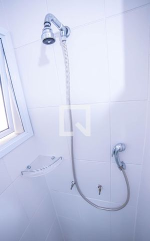 Apartamento à venda com 64m², 3 quartos e 1 vaga Apartamento à venda com 64m², 3 quartos e 1 vagaBanheiro 2