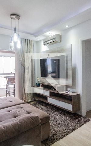 Apartamento para alugar com 77m², 2 quartos e 1 vaga Apartamento para alugar com 77m², 2 quartos e 1 vagaSala