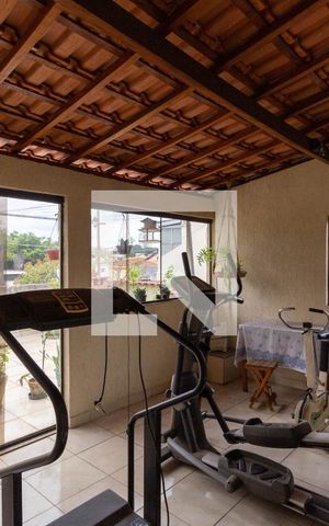 Casa à venda com 230m², 3 quartos e 3 vagas Casa à venda com 230m², 3 quartos e 3 vagasAcademia