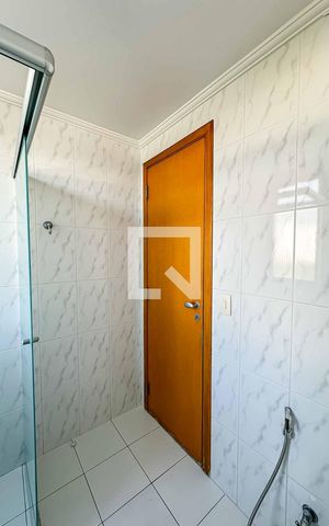 Apartamento para alugar com 140m², 3 quartos e 3 vagas Apartamento para alugar com 140m², 3 quartos e 3 vagasBanheiro da Suíte 1