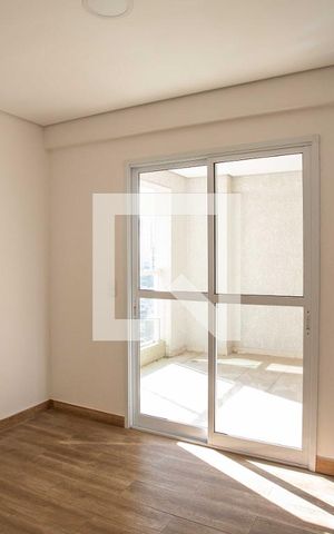 Apartamento à venda com 100m², 2 quartos e 1 vagaSala