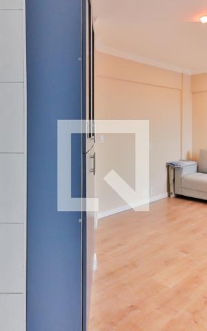 Apartamento à venda com 108m², 2 quartos e 1 vaga Apartamento à venda com 108m², 2 quartos e 1 vagaCozinha e Área de Serviço