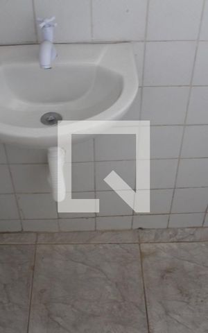 Casa à venda com 170m², 4 quartos e 1 vagaBanheiro