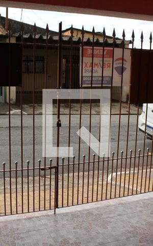 Casa à venda com 170m², 4 quartos e 1 vagaGaragem