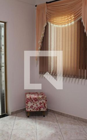 Casa à venda com 170m², 4 quartos e 1 vagaQuarto