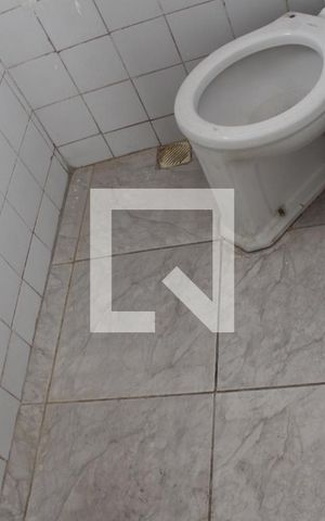 Casa à venda com 170m², 4 quartos e 1 vagaBanheiro
