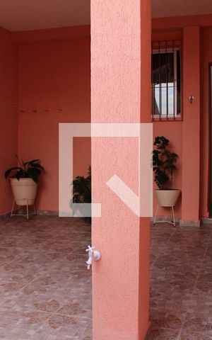 Casa à venda com 170m², 4 quartos e 1 vagaÁrea externa