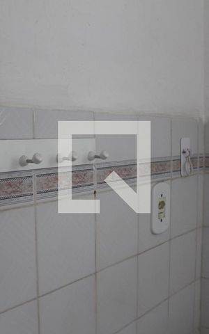 Casa à venda com 170m², 4 quartos e 1 vagaBanheiro