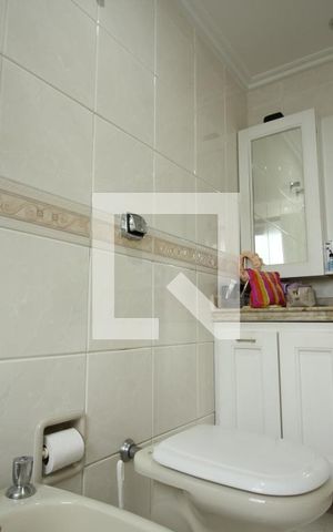 Apartamento à venda com 220m², 4 quartos e 4 vagasBanheiro 2