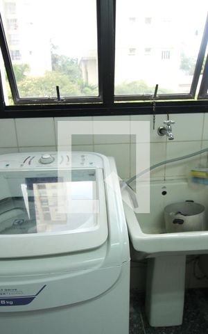Apartamento à venda com 220m², 4 quartos e 4 vagasÁrea de Serviço