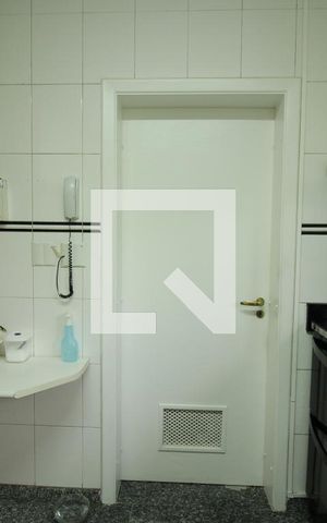Apartamento à venda com 220m², 4 quartos e 4 vagasCozinha