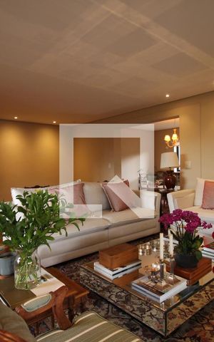 Apartamento à venda com 220m², 4 quartos e 4 vagasSala