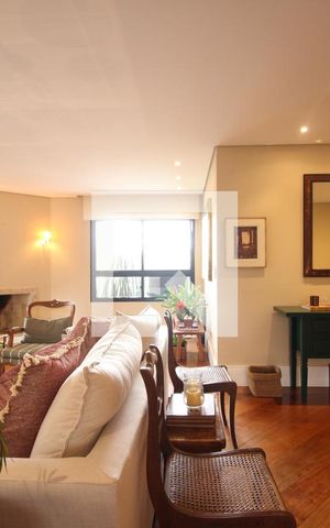 Apartamento à venda com 220m², 4 quartos e 4 vagasSala