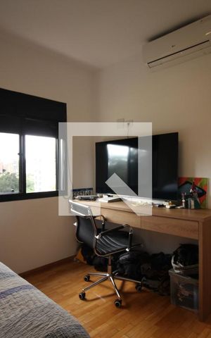 Apartamento à venda com 220m², 4 quartos e 4 vagasQuarto 4