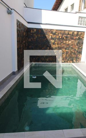 Casa para alugar com 168m², 3 quartos e 2 vagasPiscina