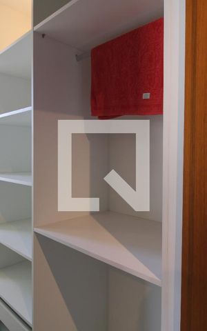 Casa para alugar com 168m², 3 quartos e 2 vagasCloset da suíte 1