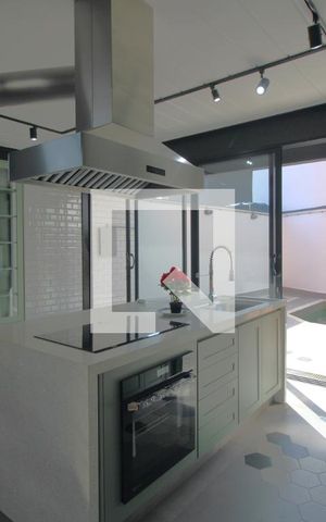 Casa para alugar com 168m², 3 quartos e 2 vagasCozinha