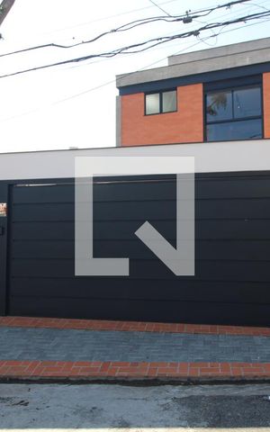Casa para alugar com 168m², 3 quartos e 2 vagasFachada