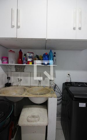 Casa à venda com 167m², 3 quartos e 2 vagasÁrea de Serviço