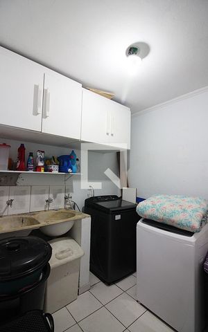 Casa à venda com 167m², 3 quartos e 2 vagasÁrea de Serviço