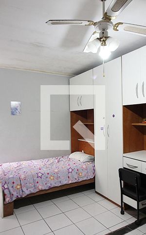 Casa à venda com 167m², 3 quartos e 2 vagasQuarto 3