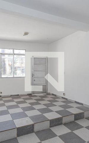 Casa à venda com 255m², 5 quartos e 2 vagas Casa à venda com 255m², 5 quartos e 2 vagasSuite 1