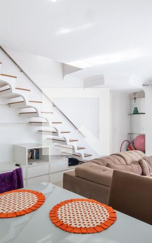 Apartamento à venda com 100m², 3 quartos e 3 vagas Apartamento à venda com 100m², 3 quartos e 3 vagasSala