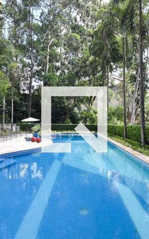 Studio à venda com 48m², 1 quarto e 1 vaga Studio à venda com 48m², 1 quarto e 1 vagaÁrea comum - Piscina