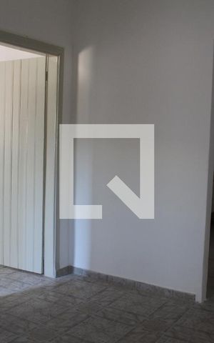 Casa à venda com 103m², 2 quartos e 2 vagasSala