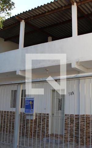 Casa à venda com 103m², 2 quartos e 2 vagasFachada