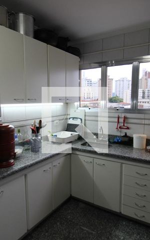 Apartamento à venda com 100m², 3 quartos e 2 vagasCozinha