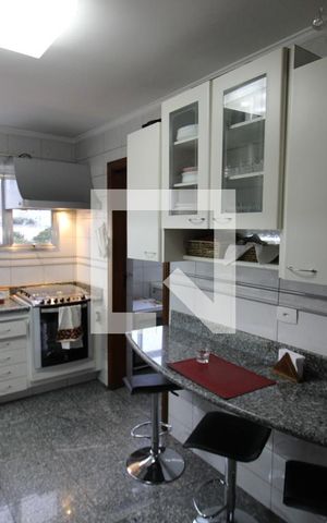 Apartamento à venda com 100m², 3 quartos e 2 vagasCozinha