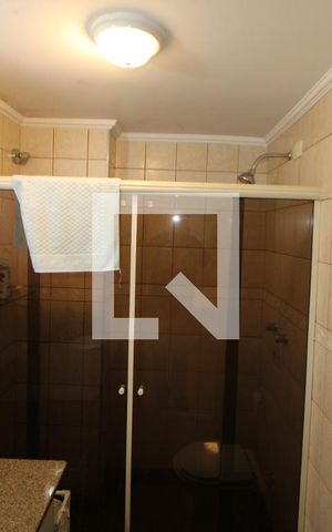 Apartamento à venda com 100m², 3 quartos e 2 vagasQuarto 1 - Banheiro
