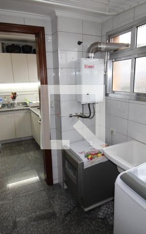 Apartamento à venda com 100m², 3 quartos e 2 vagasÁrea de Serviço