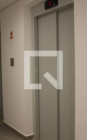 Studio para alugar com 33m², 1 quarto e sem vagaElevadores - Social e Serviço