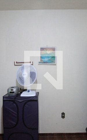 Casa para alugar com 150m², 4 quartos e 2 vagasCasa 1 - Quarto 1