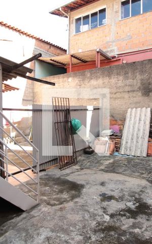 Casa para alugar com 150m², 4 quartos e 2 vagasCasa 2 - Area de Serviço