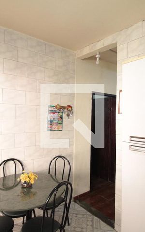 Casa para alugar com 150m², 4 quartos e 2 vagasCasa 1 - Cozinha