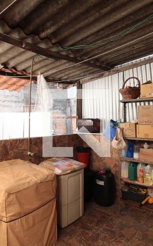 Casa para alugar com 150m², 4 quartos e 2 vagasCasa 1 - Area de Serviço