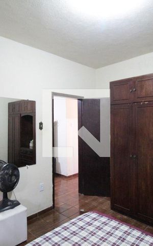 Casa para alugar com 150m², 4 quartos e 2 vagasCasa 1 - Quarto 2